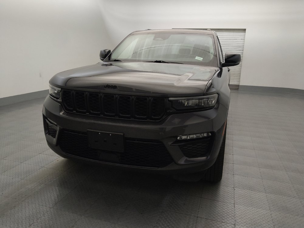 Used 2023 Jeep Grand Cherokee Limited w/ Black Appearance Package RWD image 15
