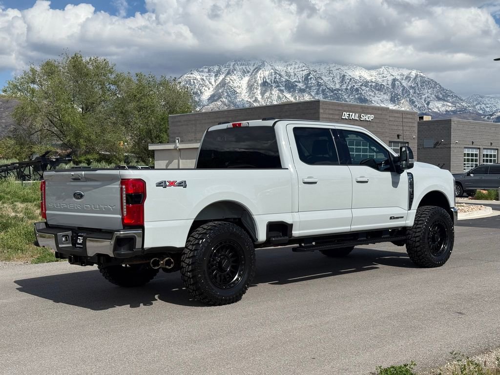 Used 2025 Ford F350 Lariat AWD/4WD image 9