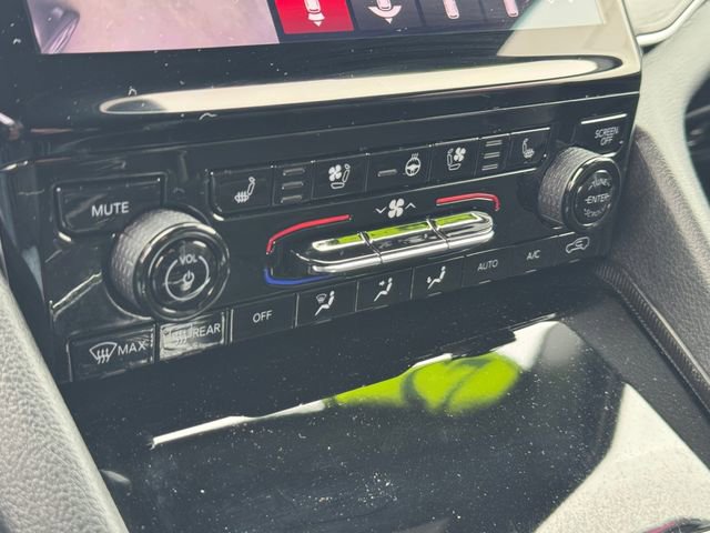 Certified 2025 Jeep Grand Cherokee Limited w/ Luxury Tech Group II image 24