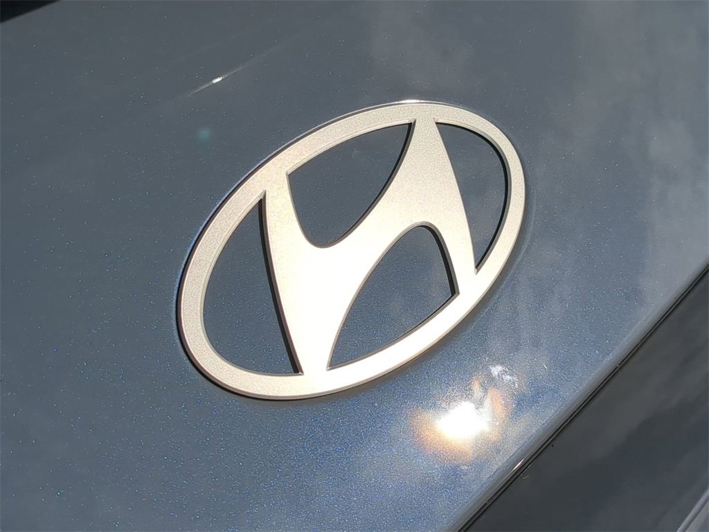 New 2025 Hyundai Ioniq 6 SE image 13