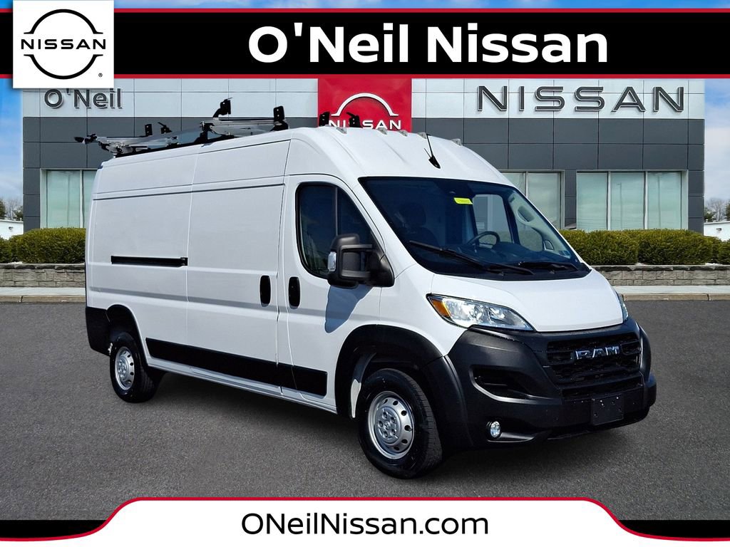 Used 2023 RAM ProMaster 2500 w/ Convenience Group FWD image 1