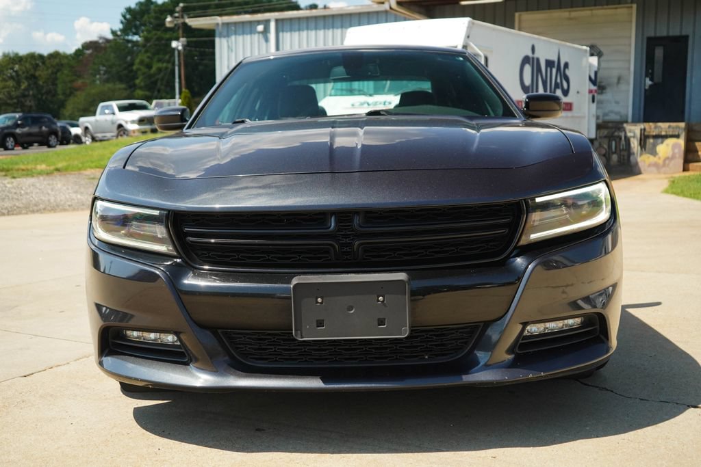 Used 2017 Dodge Charger R/T w/ Blacktop Package RWD image 16