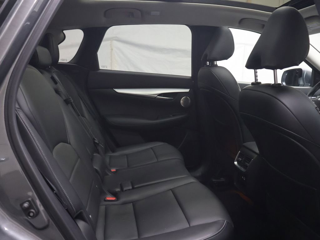 Used 2022 INFINITI QX50 Essential AWD/4WD image 12
