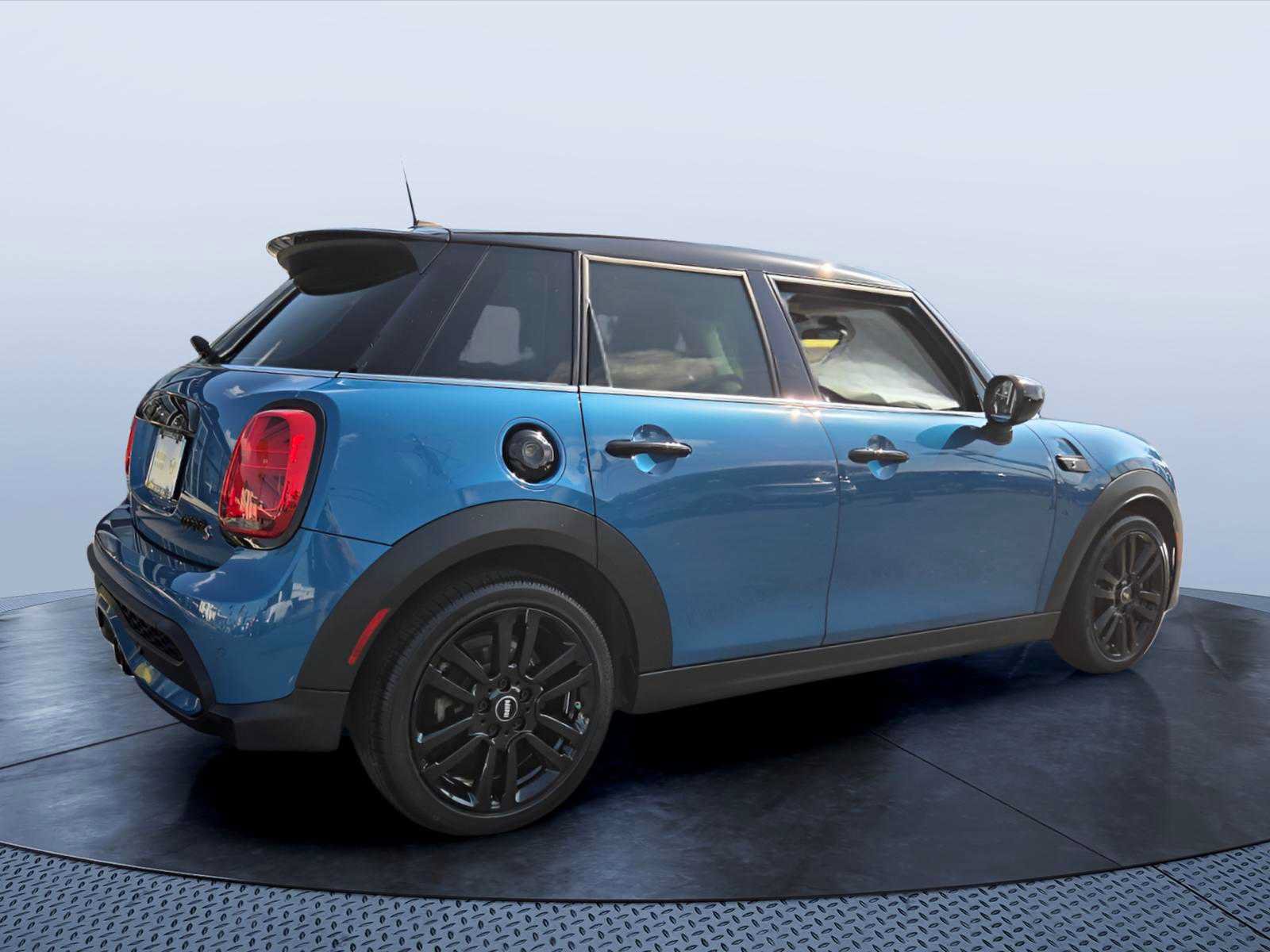 Certified 2024 MINI Cooper S FWD image 6