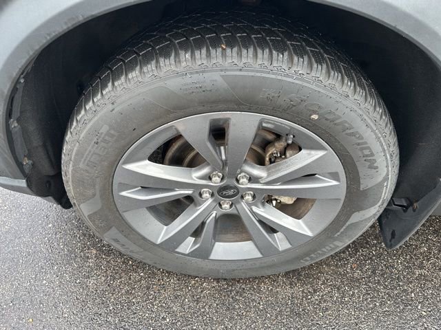 Used 2021 Ford Explorer XLT w/ XLT Sport Appearance Package image 29