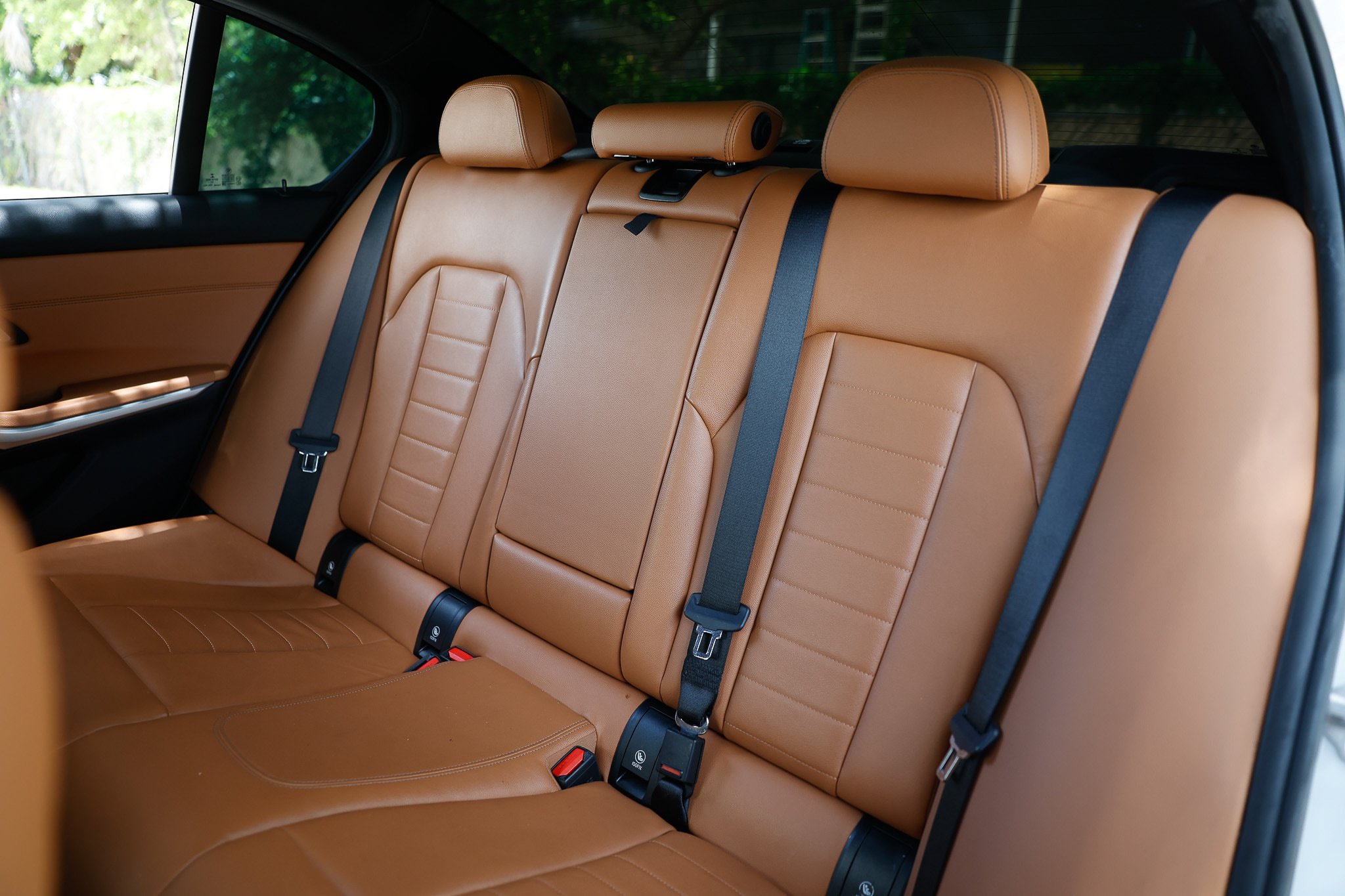 Used 2021 BMW M340i RWD image 12