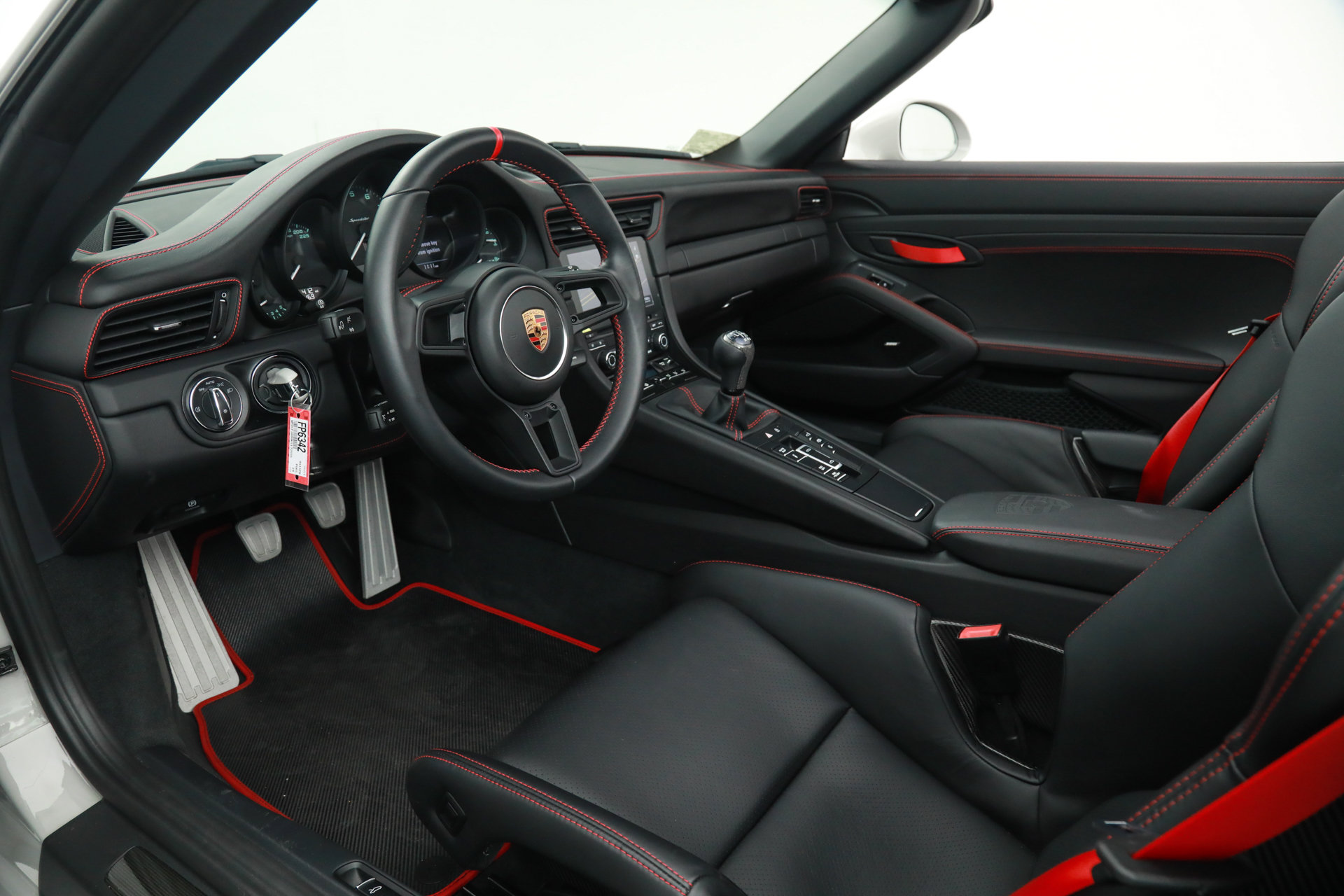 Used 2019 Porsche 911 Speedster RWD image 23