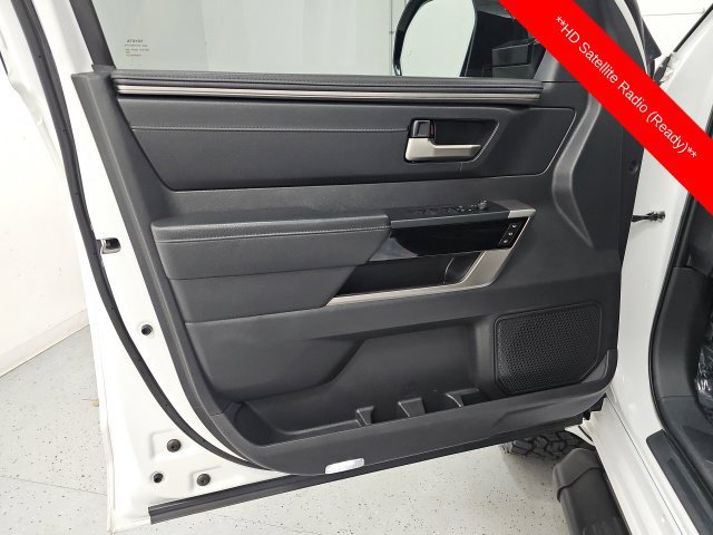 Used 2024 Toyota Tundra Limited AWD/4WD image 12
