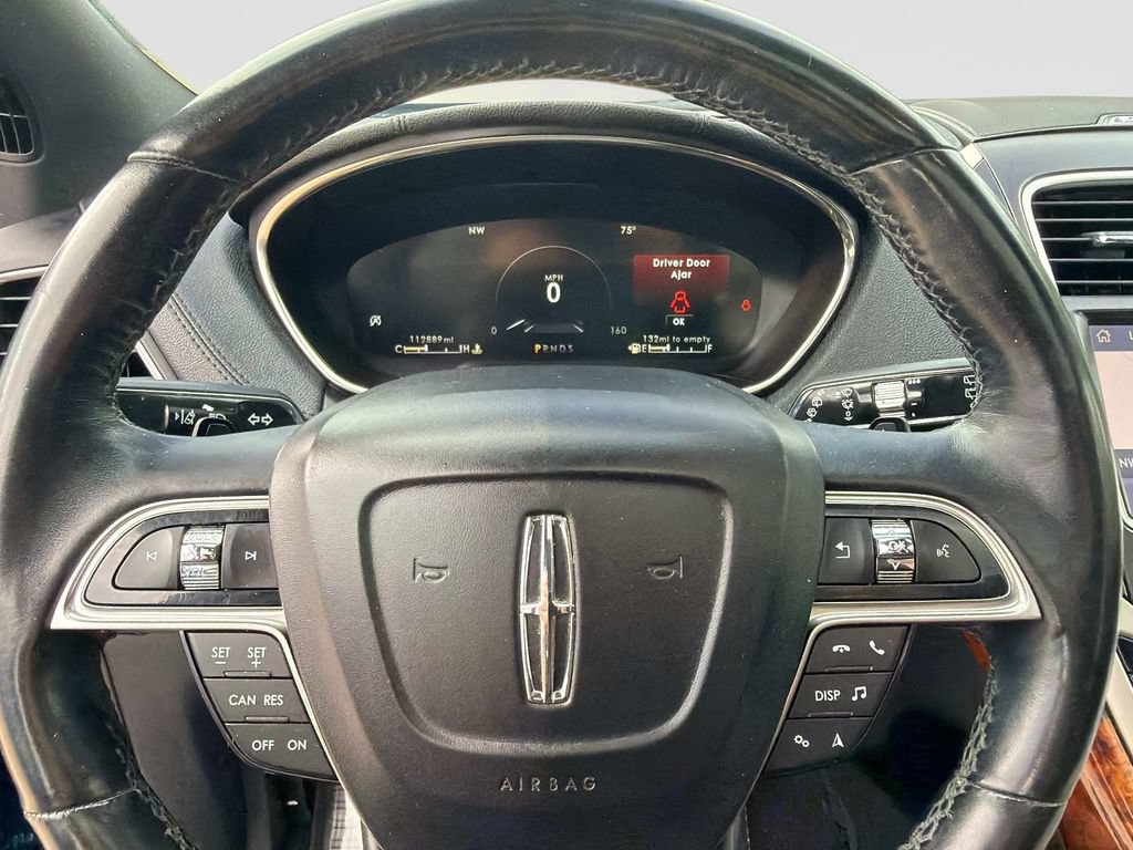 Used 2020 Lincoln Nautilus Reserve AWD/4WD image 27