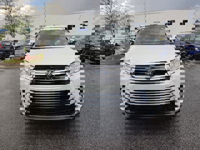 Used 2019 Toyota Highlander Plus image 11