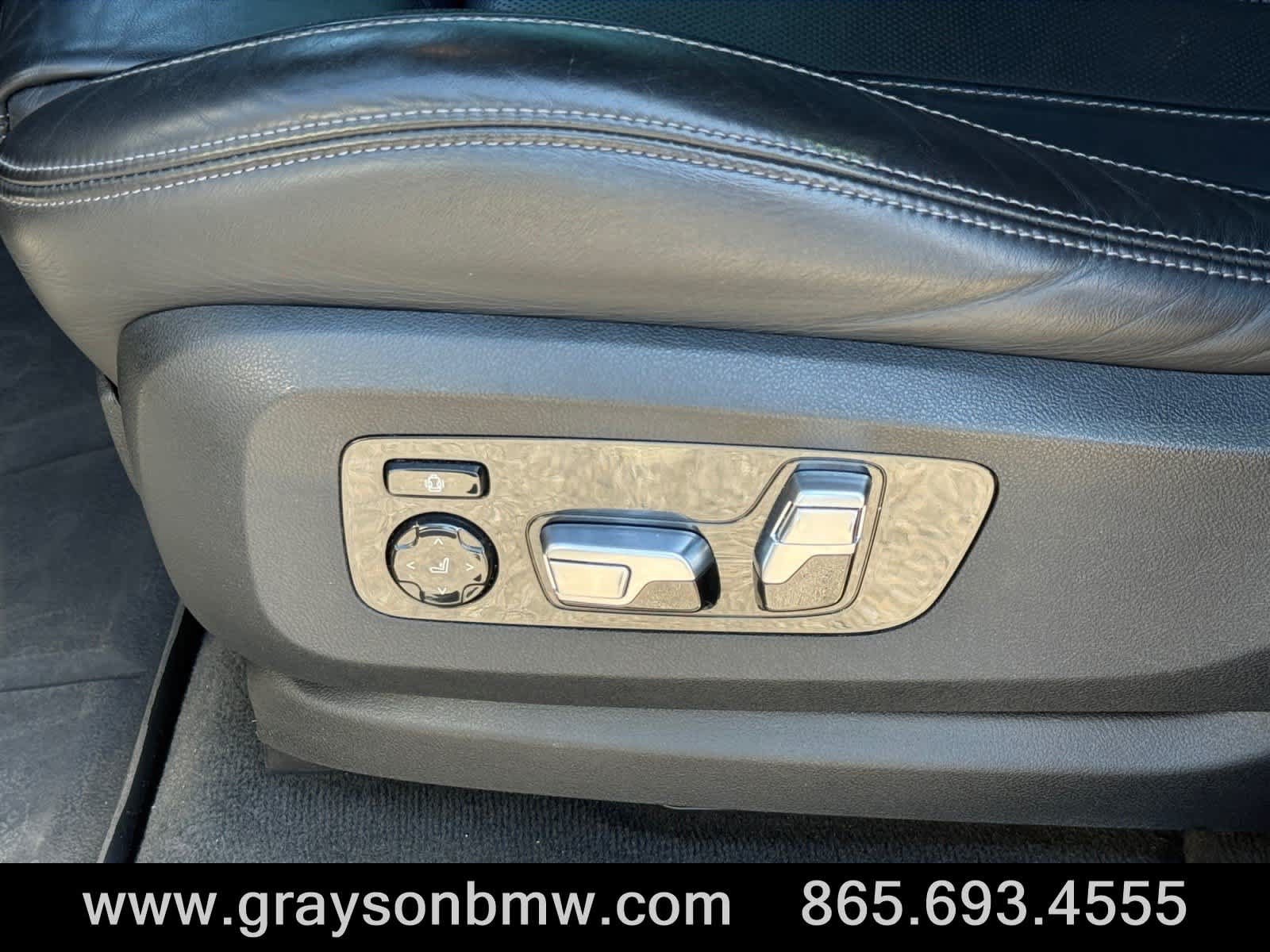 Used 2023 BMW X5 M w/ Competition Package AWD/4WD image 13
