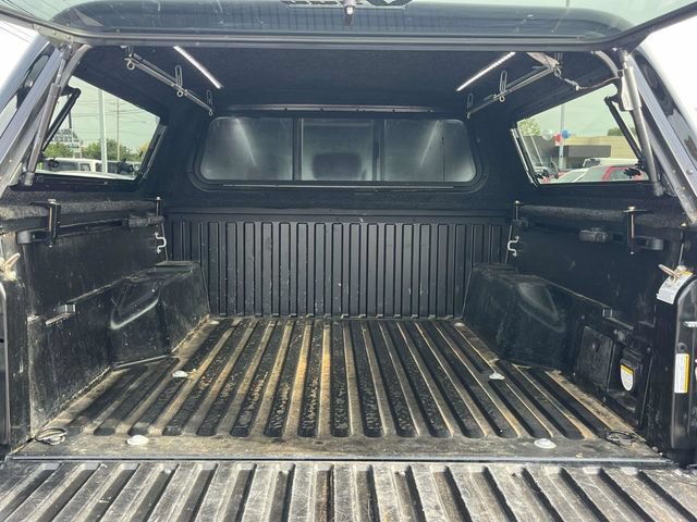 Used 2022 Toyota Tacoma TRD Off-Road AWD/4WD image 19