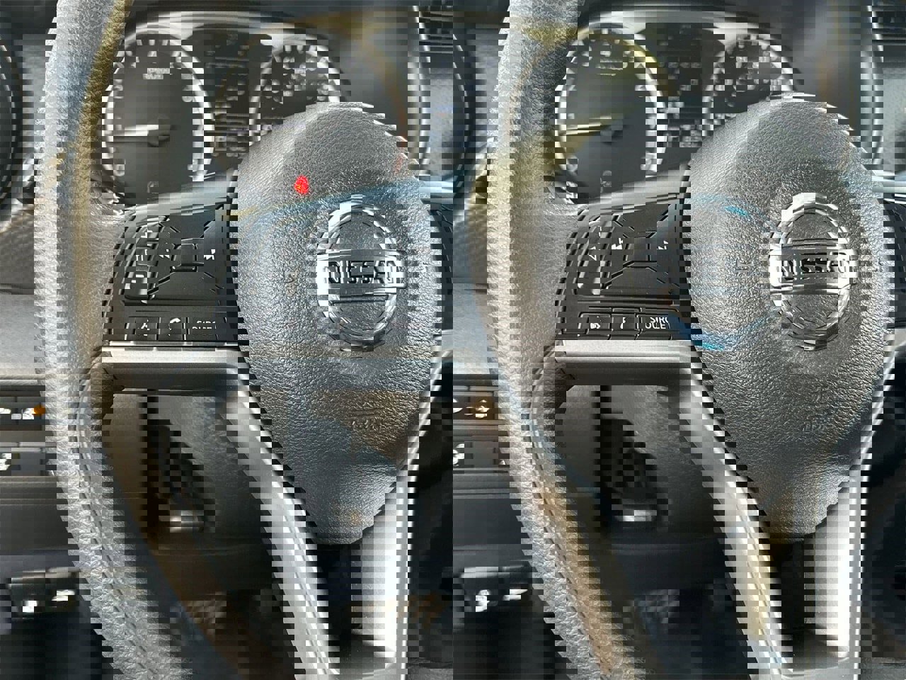 Used 2021 Nissan Kicks S image 20