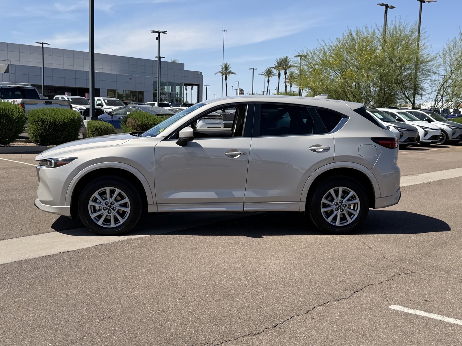 Used 2025 MAZDA CX-5 AWD 2.5 S w/ Select Package image 2