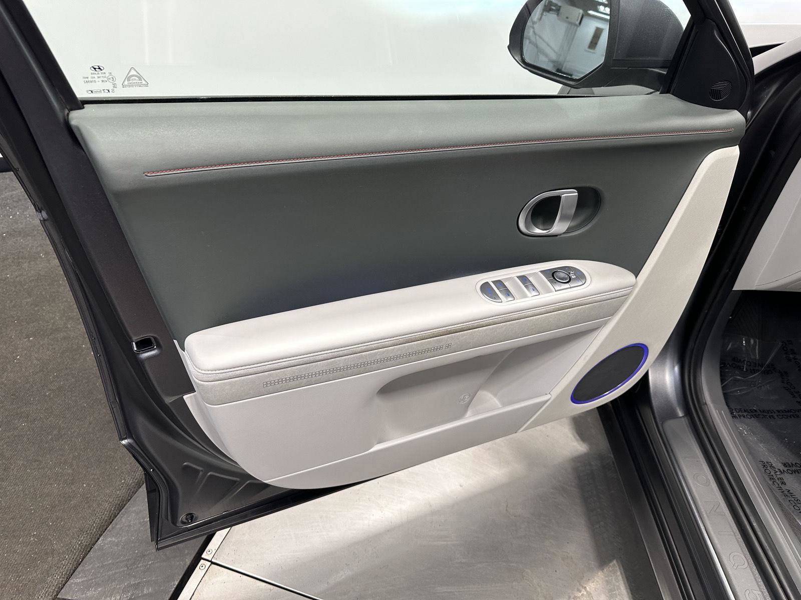 Used 2022 Hyundai Ioniq 5 SEL image 9