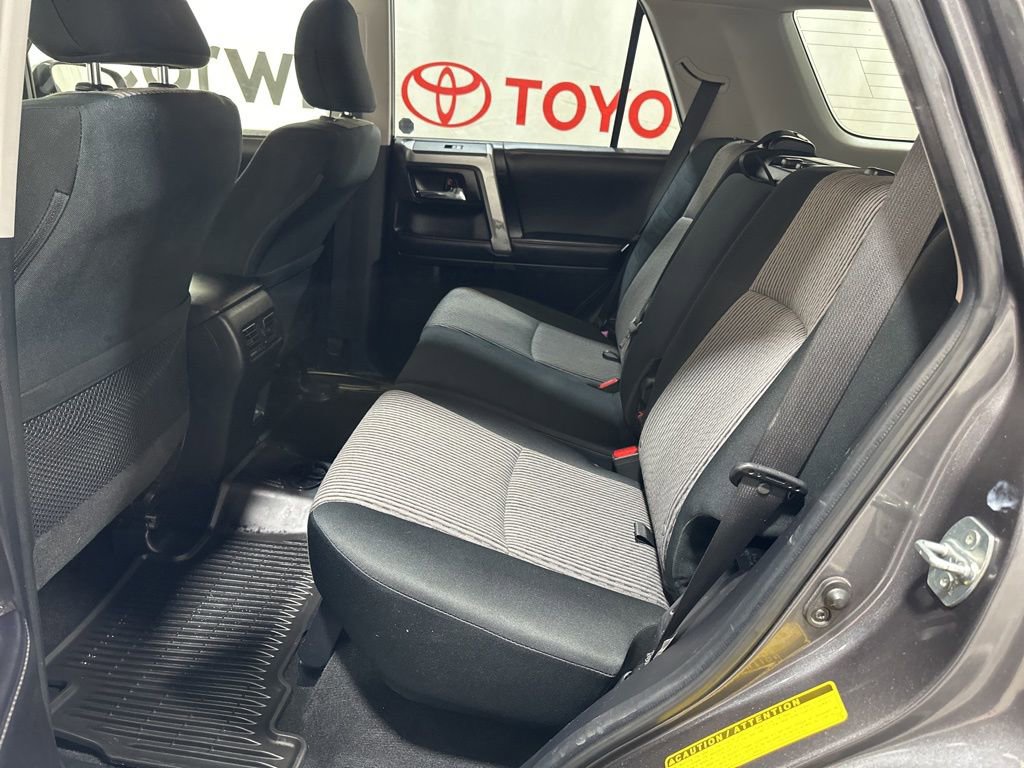 Used 2023 Toyota 4Runner SR5 AWD/4WD image 20