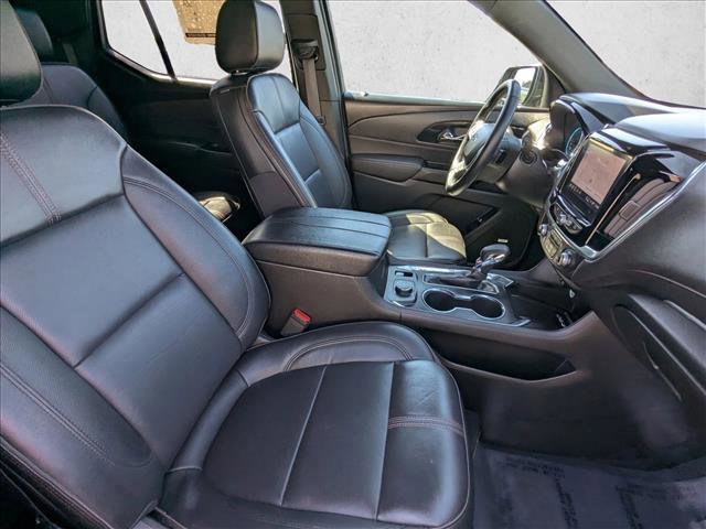 Used 2023 Chevrolet Traverse RS image 19