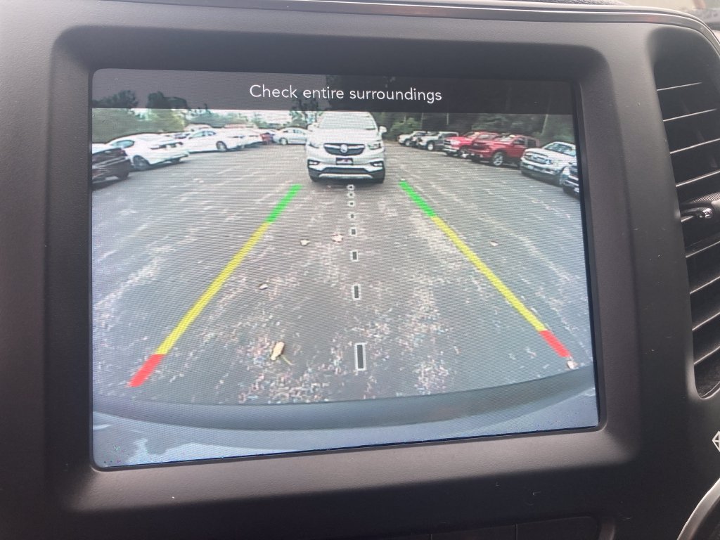 Used 2022 Jeep Cherokee Latitude Lux AWD/4WD image 25