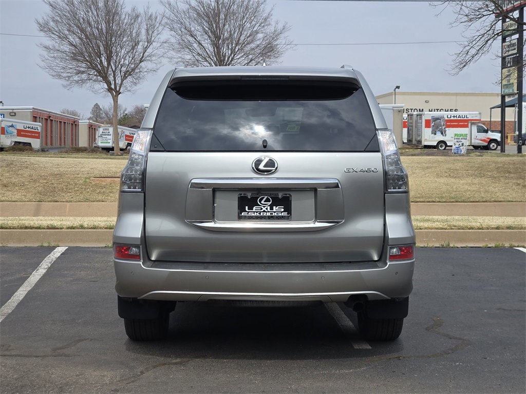 Used 2023 Lexus GX 460 Premium w/ Premium Package image 6