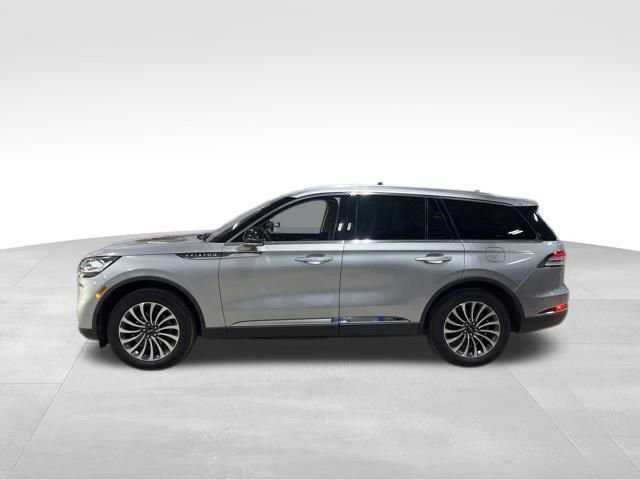 Used 2023 Lincoln Aviator Reserve w/ Elements Package Plus image 4