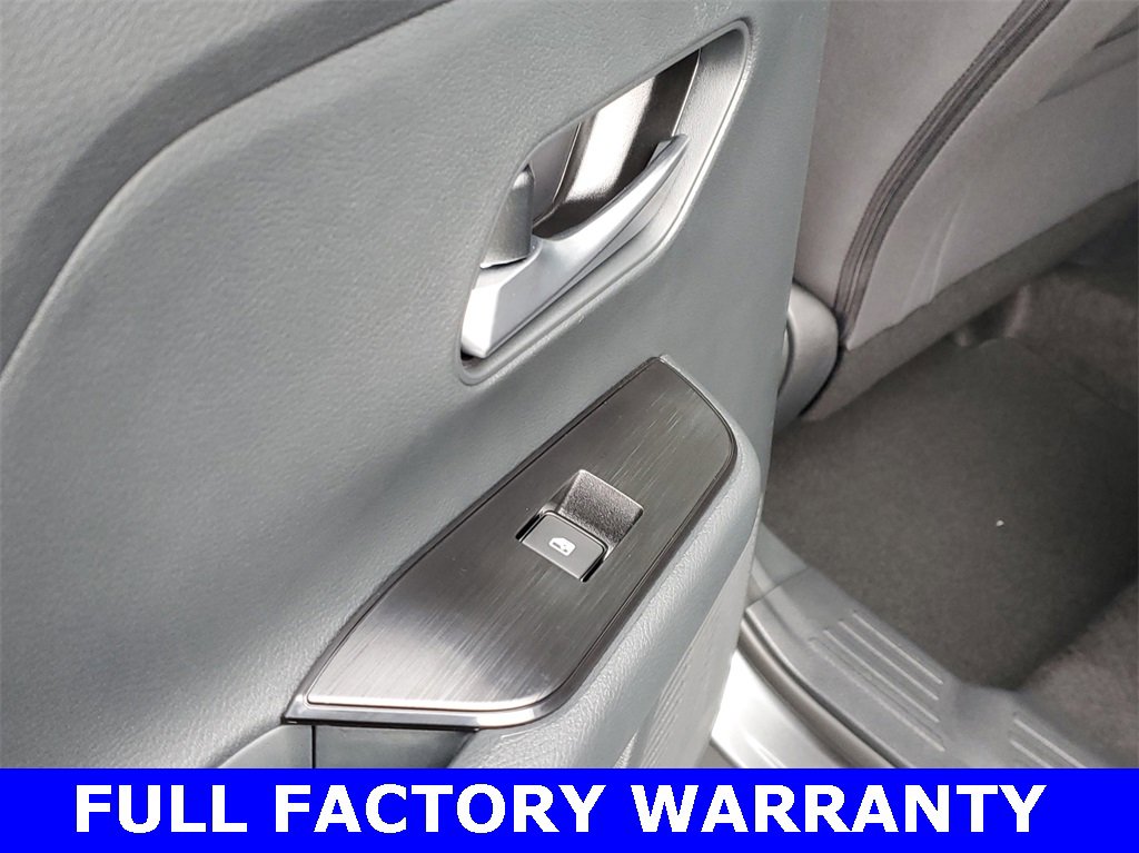 Used 2025 Nissan Kicks SV w/ SV Premium Package image 9