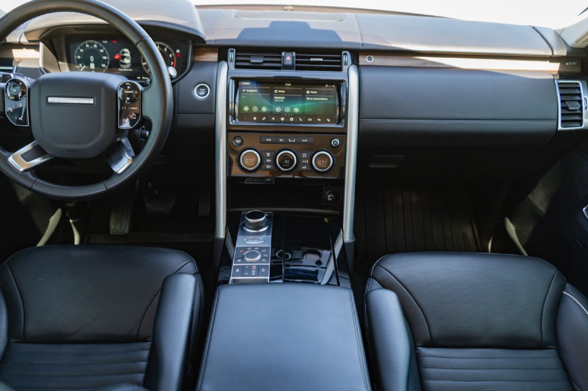 Used 2020 Land Rover Discovery HSE Luxury AWD/4WD image 21
