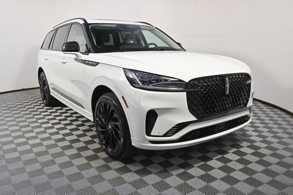 New 2026 Lincoln Aviator Reserve image 9