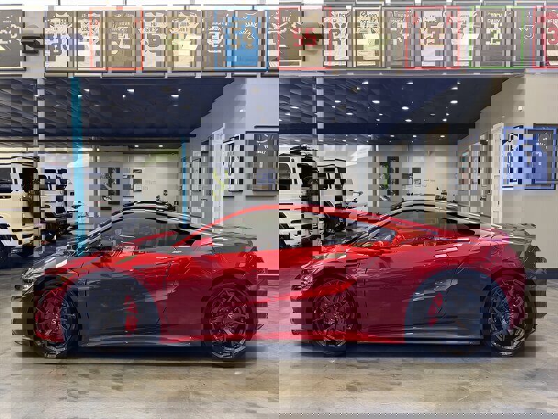 Used 2017 Acura NSX image 4