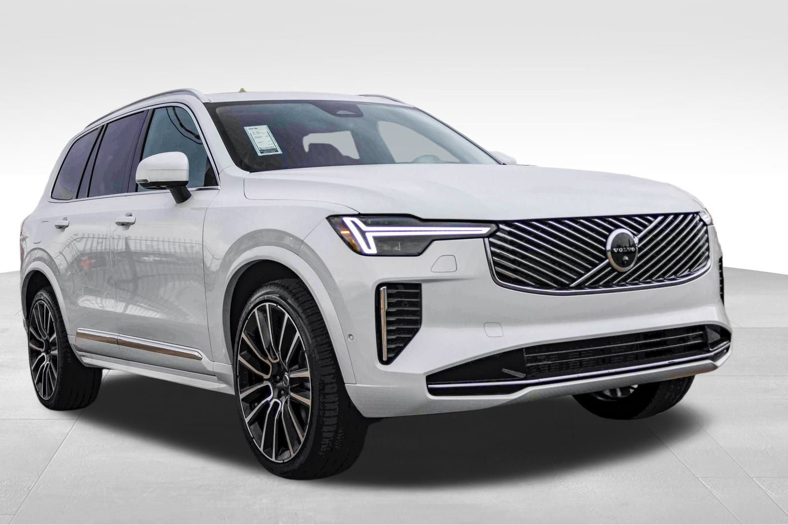 New 2026 Volvo XC90 B6 Ultra w/ Lounge Package AWD/4WD image 3