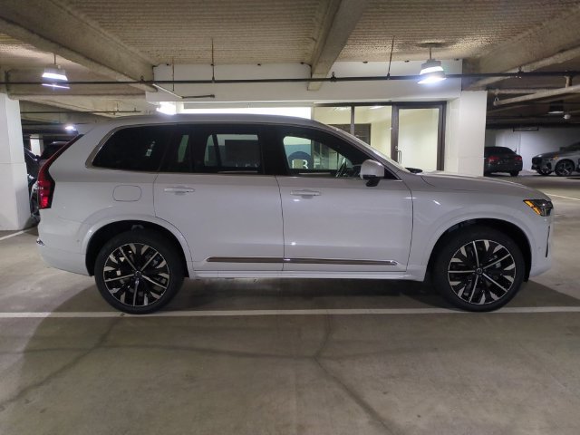 New 2026 Volvo XC90 B6 Ultra w/ Protection Package AWD/4WD image 2
