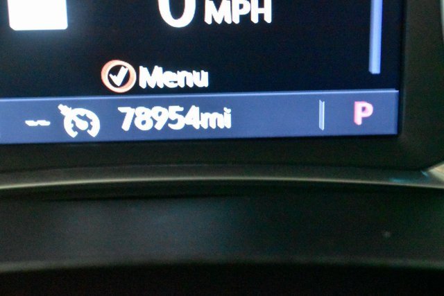 Used 2021 Chevrolet Traverse High Country image 25