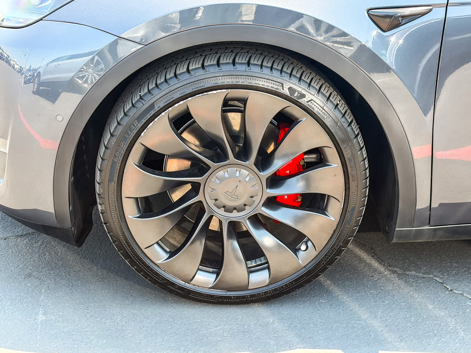 Used 2022 Tesla Model Y Performance AWD/4WD image 9