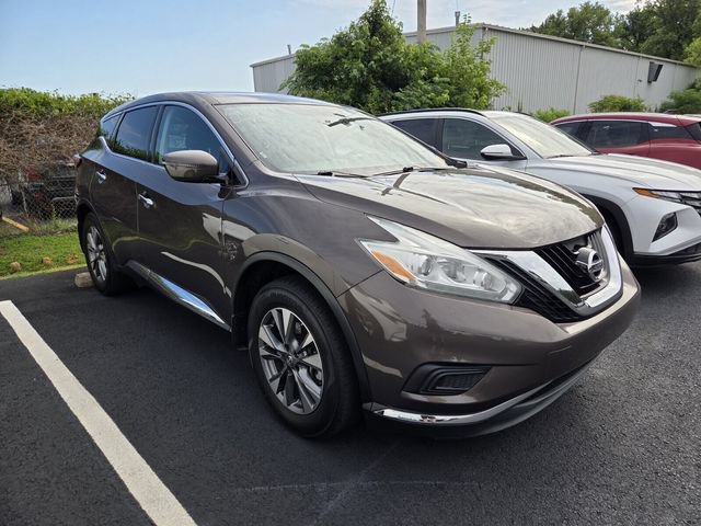Used 2017 Nissan Murano S w/ Navigation Package FWD image 3