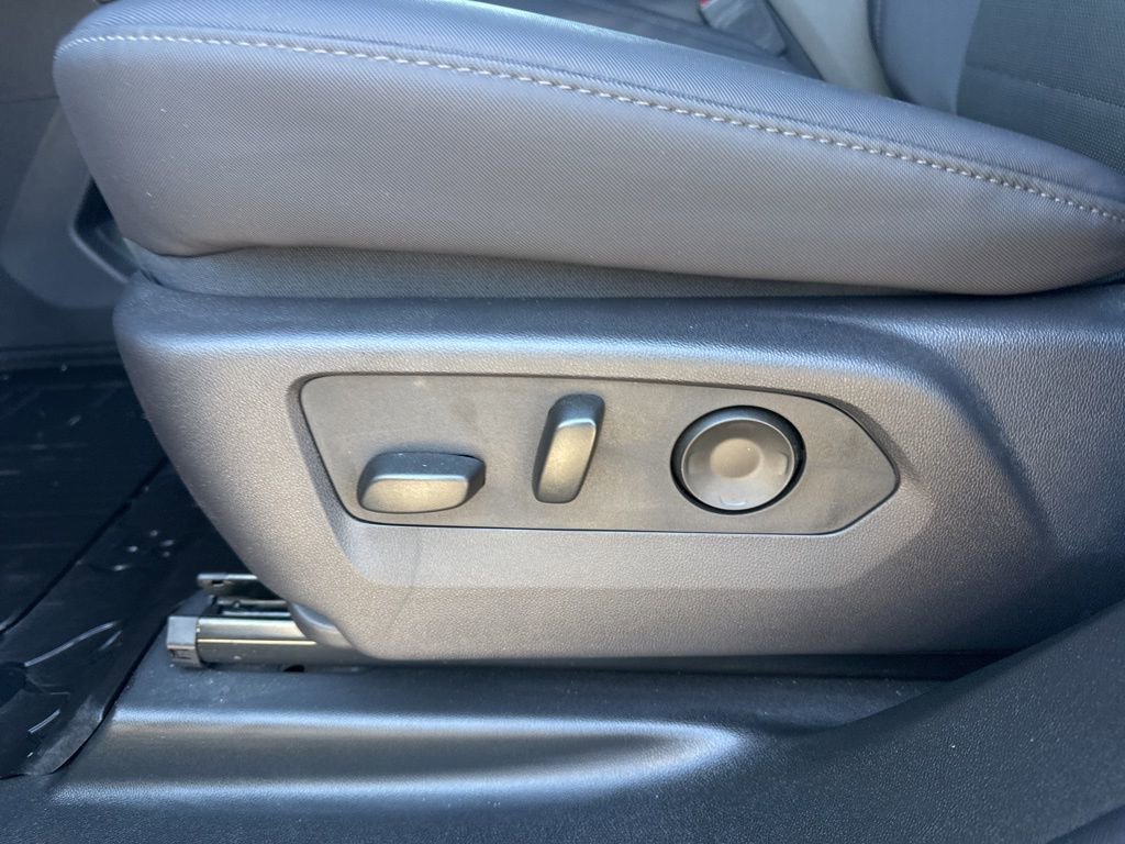 Used 2025 GMC Hummer EV 3X w/ LPO, Illumination Package image 10