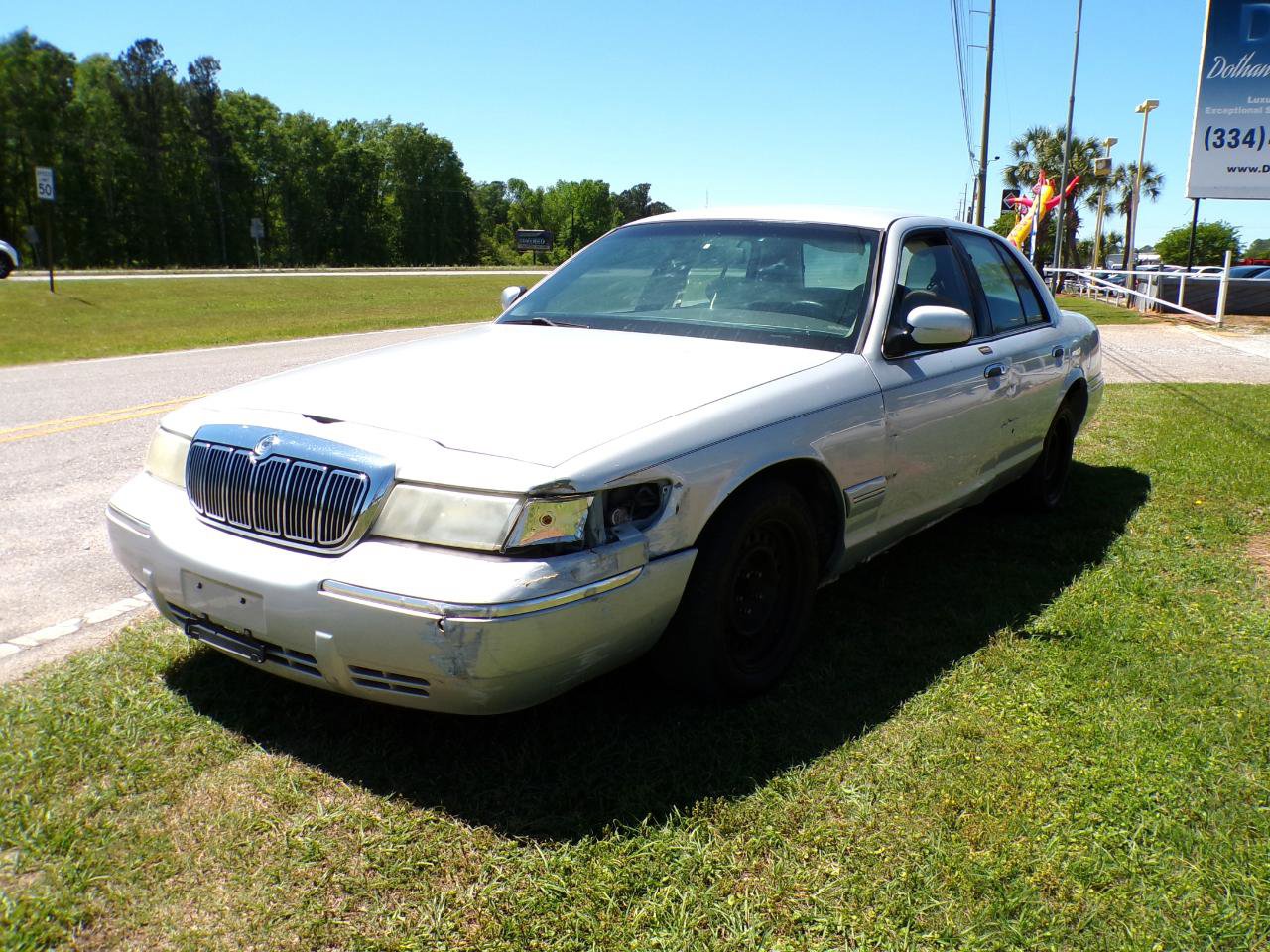 Used 1999 Mercury Grand Marquis GS RWD image 4