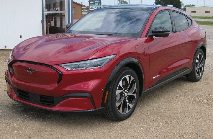 Used 2023 Ford Mustang Mach-E Premium AWD/4WD image 7