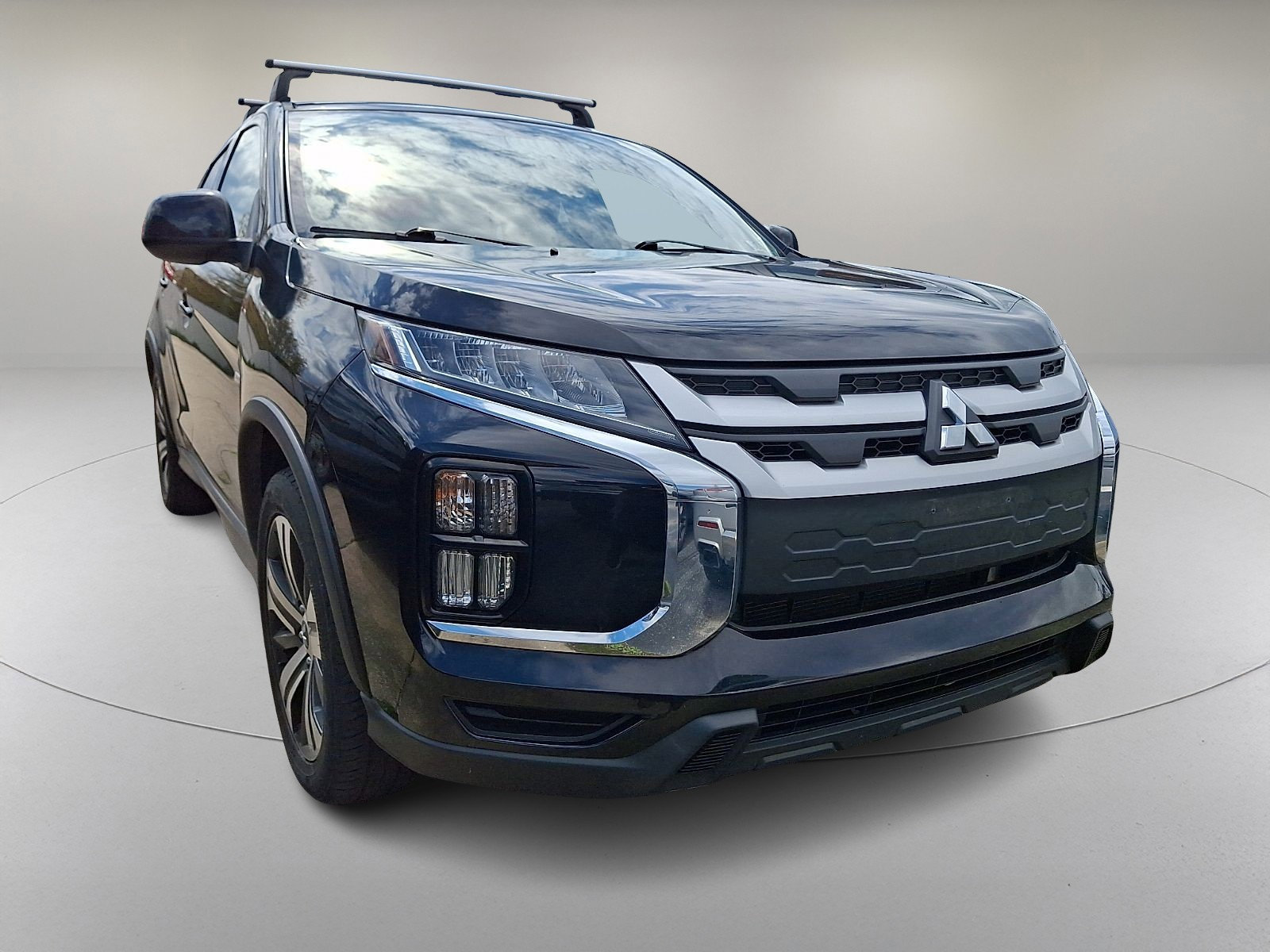 Used 2020 Mitsubishi Outlander Sport ES image 2