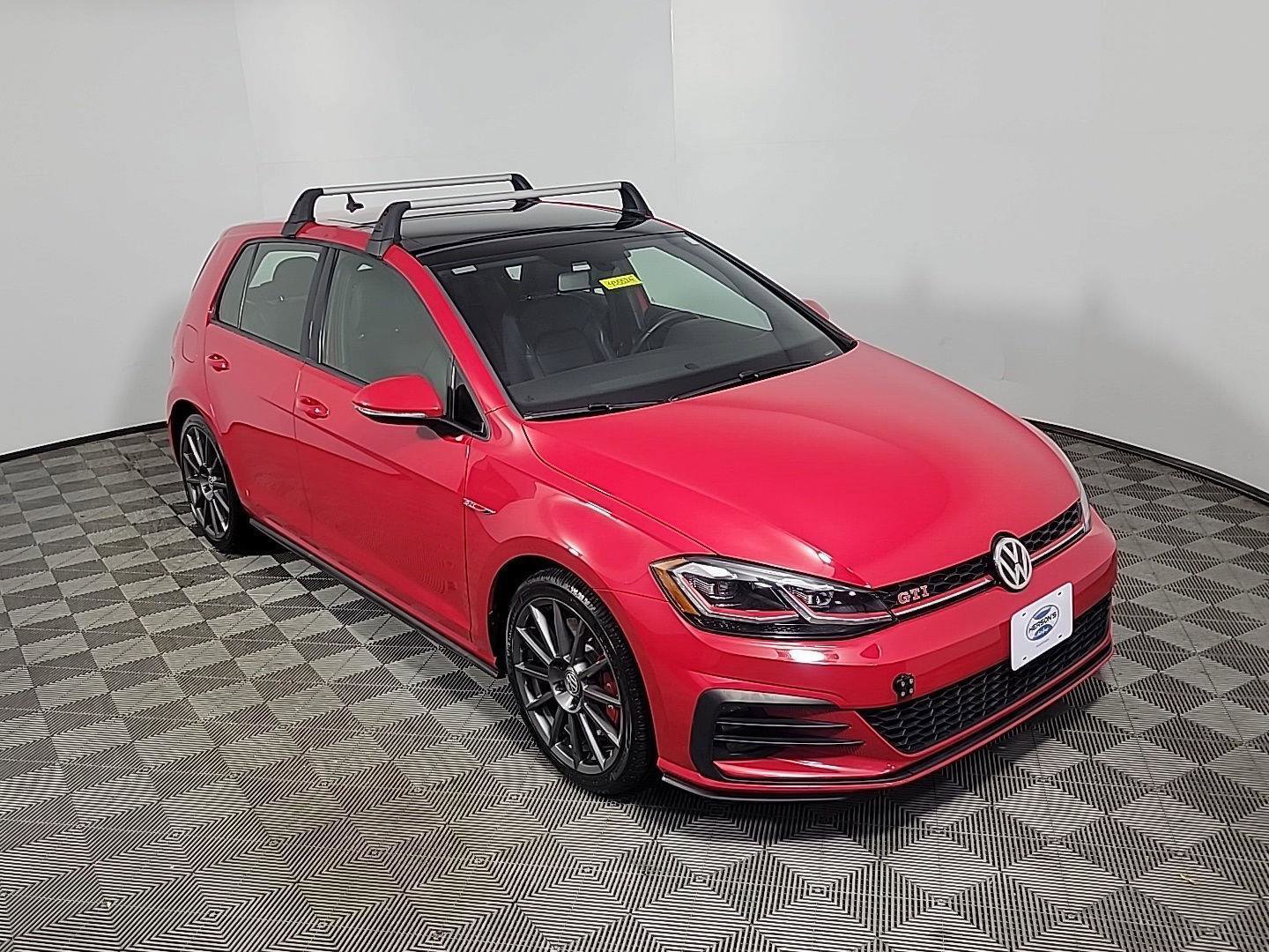 Used 2020 Volkswagen GTI Autobahn image 2