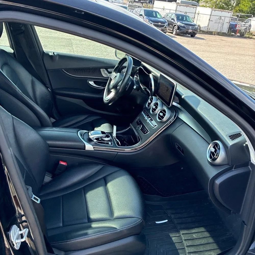 Used 2015 Mercedes-Benz C 300 4MATIC Sedan image 22