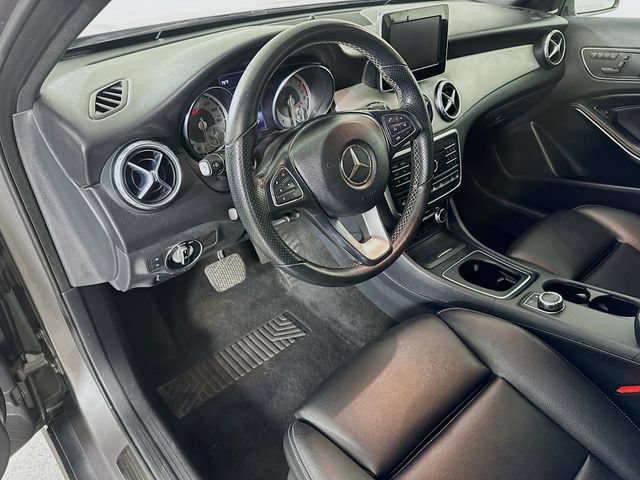 Used 2017 Mercedes-Benz GLA 250 4MATIC image 23