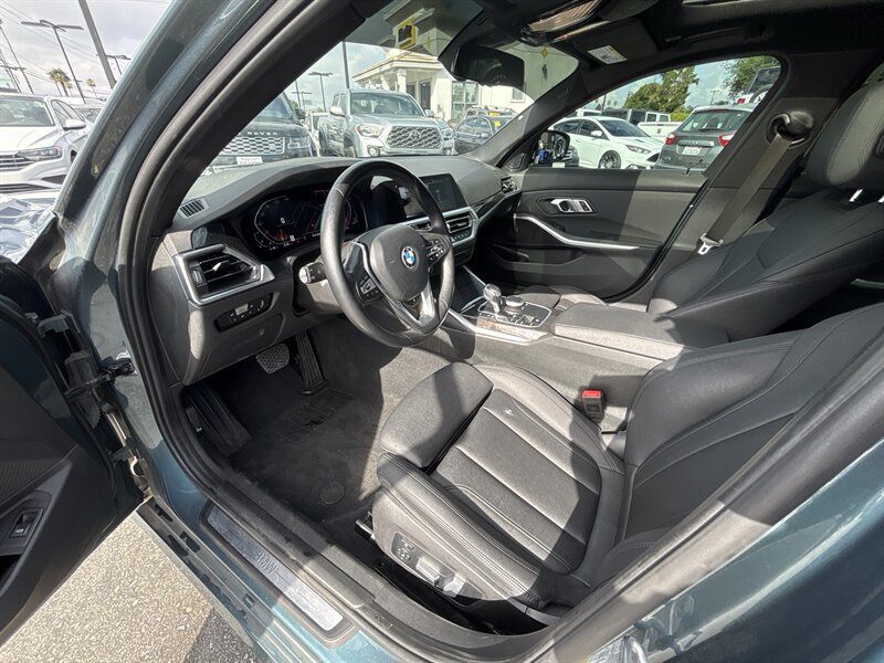 Used 2021 BMW 330i xDrive Sedan w/ Premium Package AWD/4WD image 20