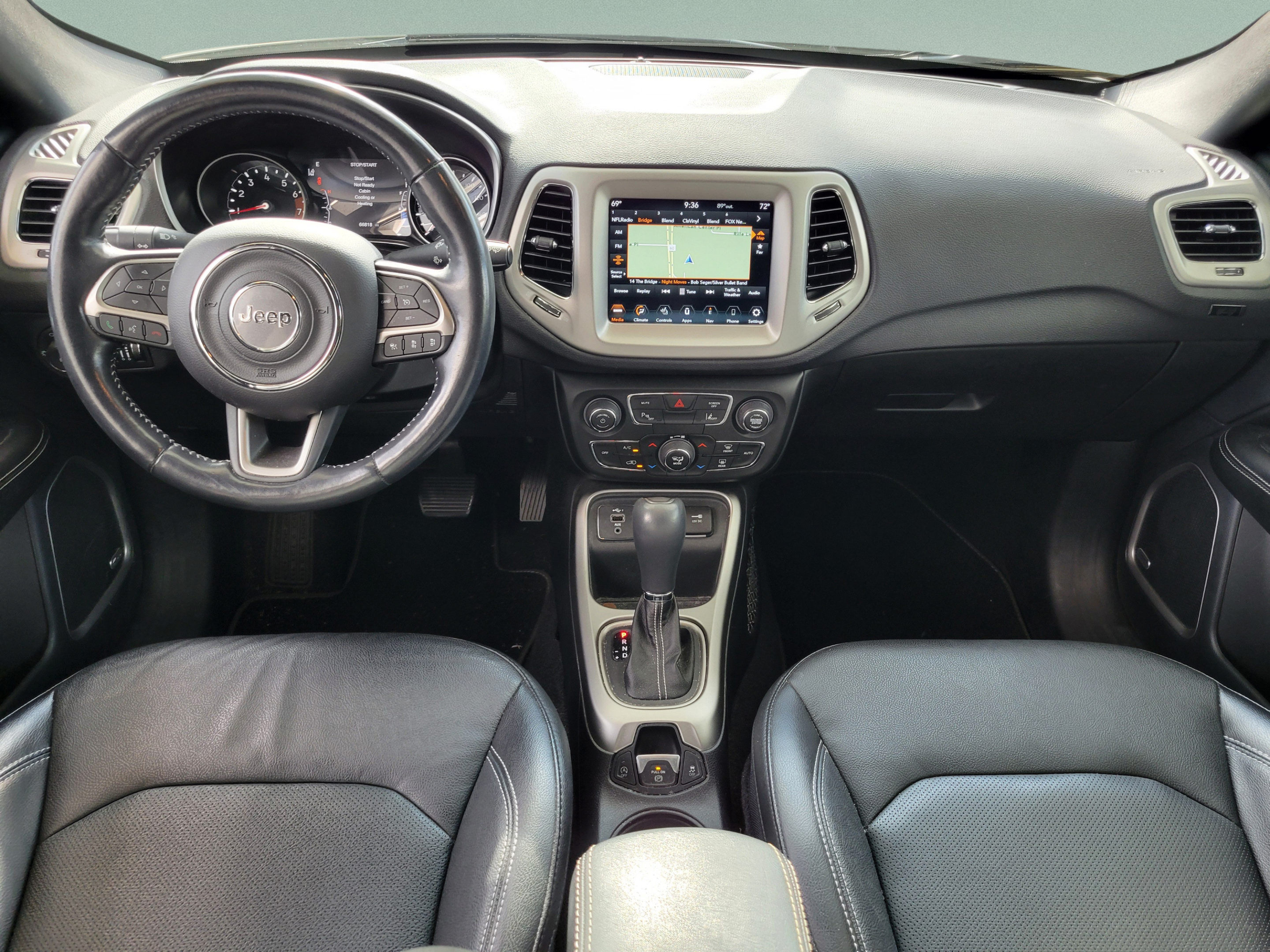 Certified 2021 Jeep Compass Latitude w/ Sun and Sound Group FWD image 7