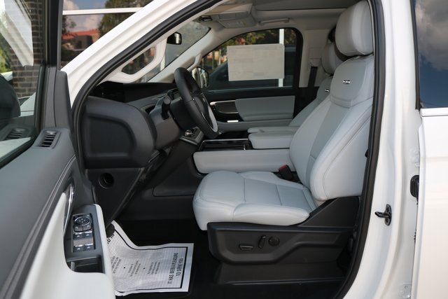 New 2025 Ford Expedition Max Platinum w/ Driver's Package image 14