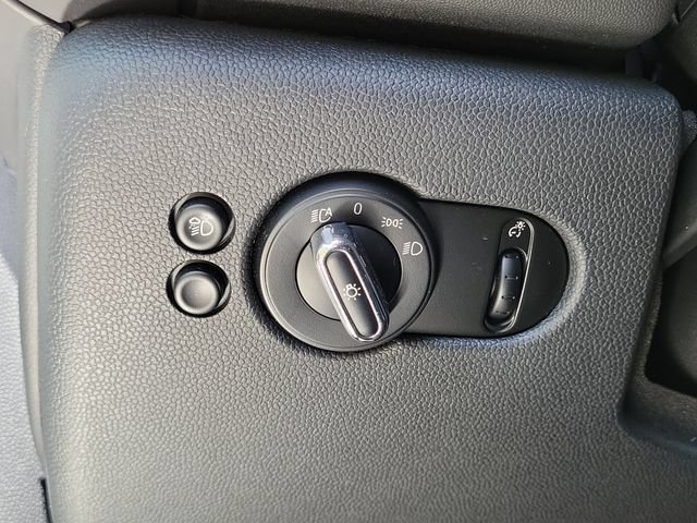 Used 2023 MINI Cooper S FWD image 12