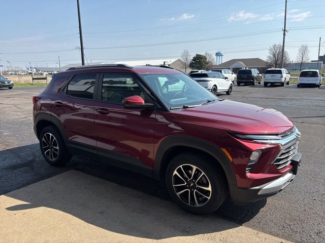 Used 2025 Chevrolet TrailBlazer LT image 8