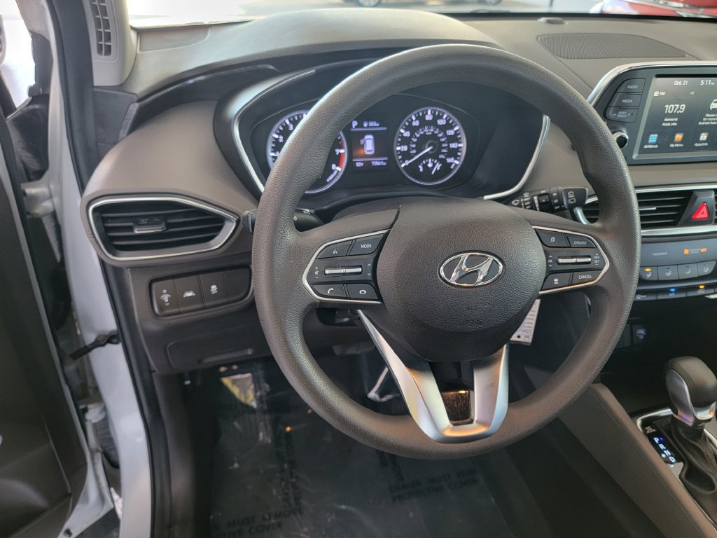 Used 2020 Hyundai Santa Fe SE FWD image 18