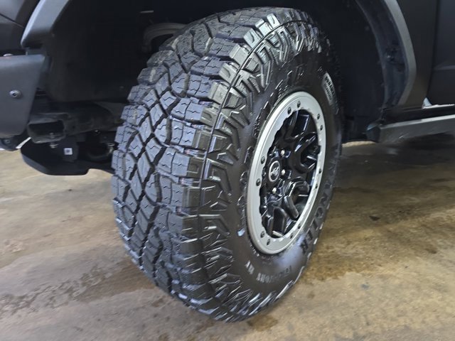 Used 2022 Ford Bronco Badlands image 32