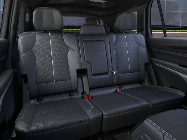 New 2027 Cadillac Vistiq Luxury w/ LPO, Floor Liner Package AWD/4WD image 41