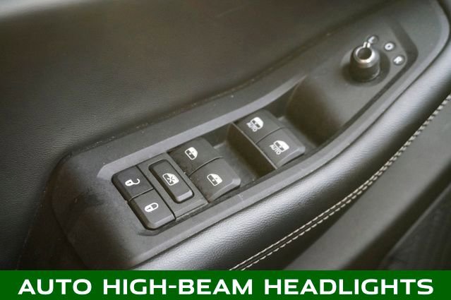 Used 2023 Jeep Grand Cherokee Limited w/ Luxury Tech Group II image 30