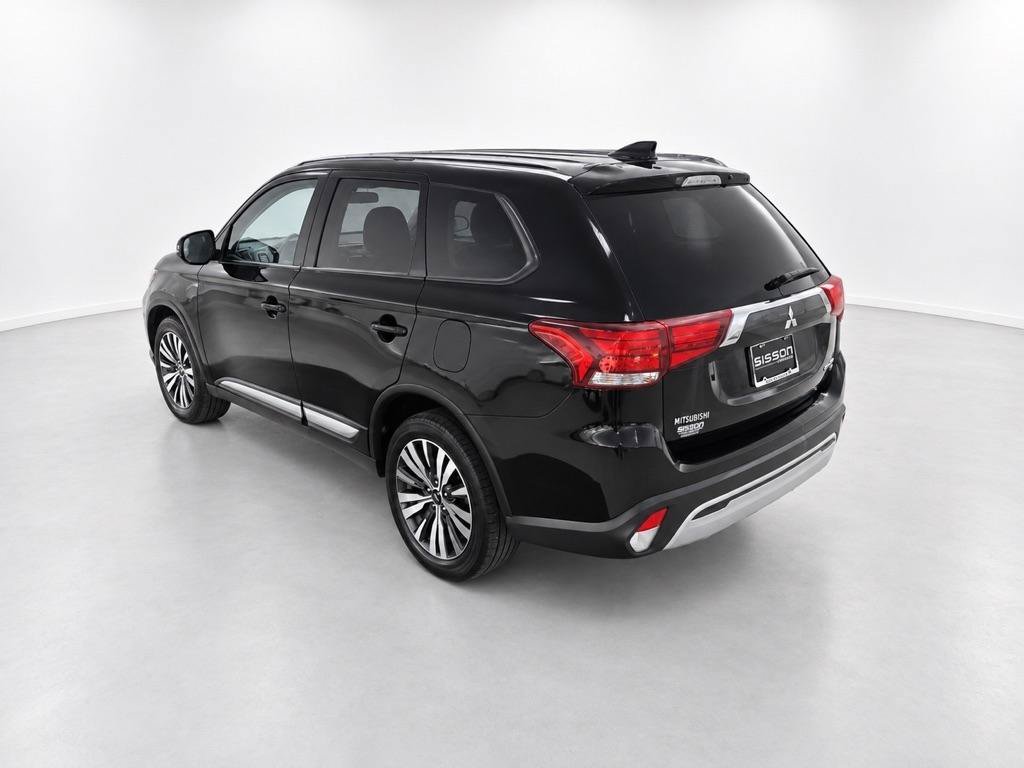 Used 2019 Mitsubishi Outlander SE AWD/4WD image 5